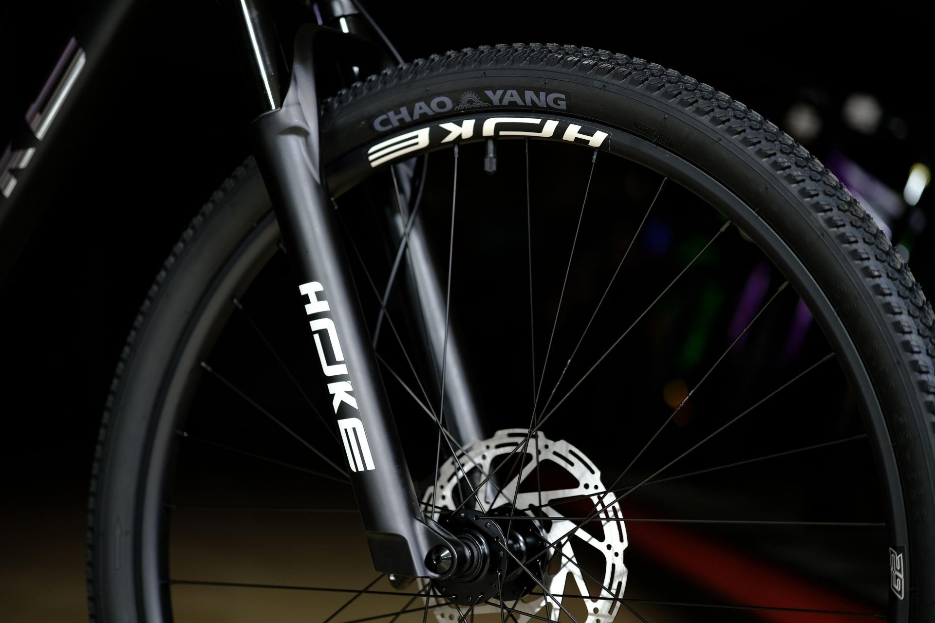 Обод 29 двойной усиленный ширина 30 mm, втулки алюминиевые на промах и осях HOKE 9 Way 29 HD матовый чёрный 23